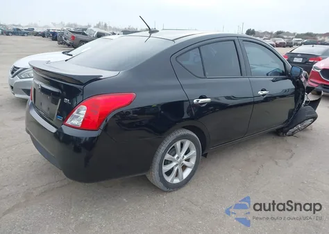 2015 Nissan Versa 1.6 Sl z USA, uszkodzony, nr VIN 3N1CN7AP0FL833234